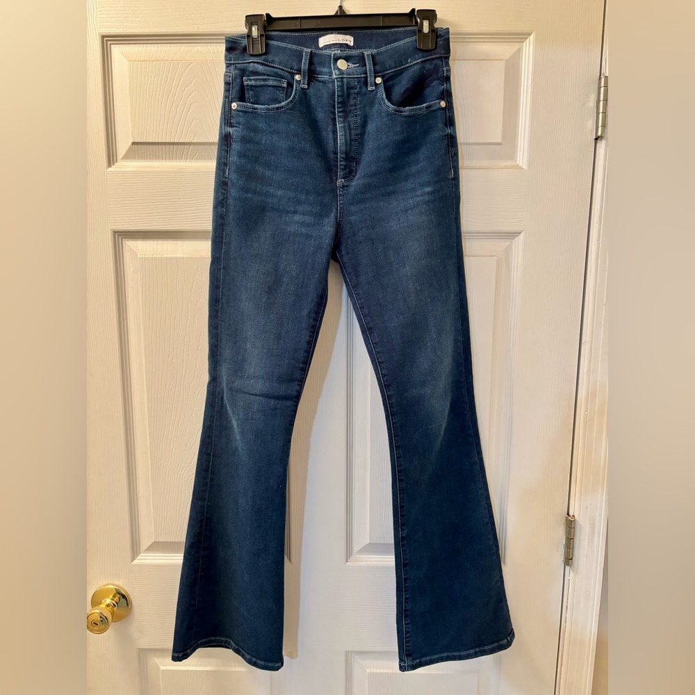LOFT Dark Blue Flare Women's Jeans size 26 (2)